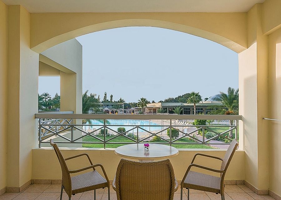 Kipriotis Maris Suites Псалиди Экстерьер фото